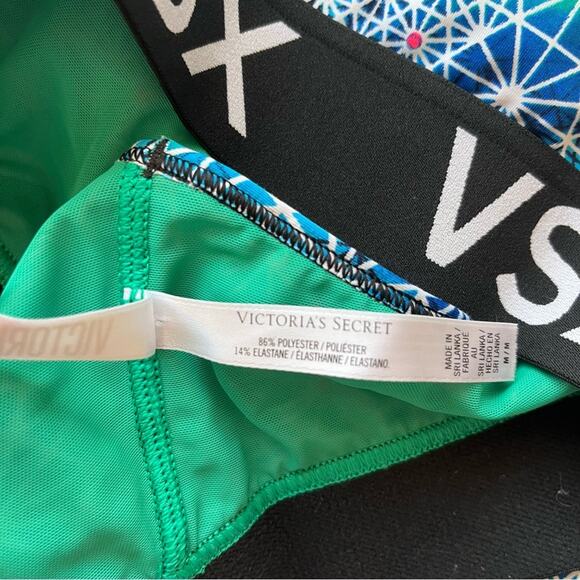 Victoria’s Secret Green & Blue Patterned Sports Bra Size Medium - Picture 3 of 5